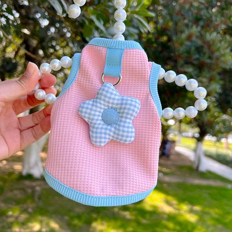 ropa de gatito o de perrito