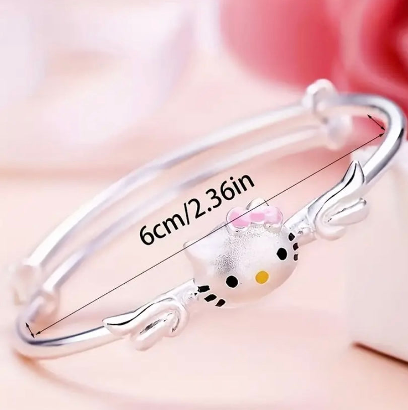 Anillo con Hello Kitty.