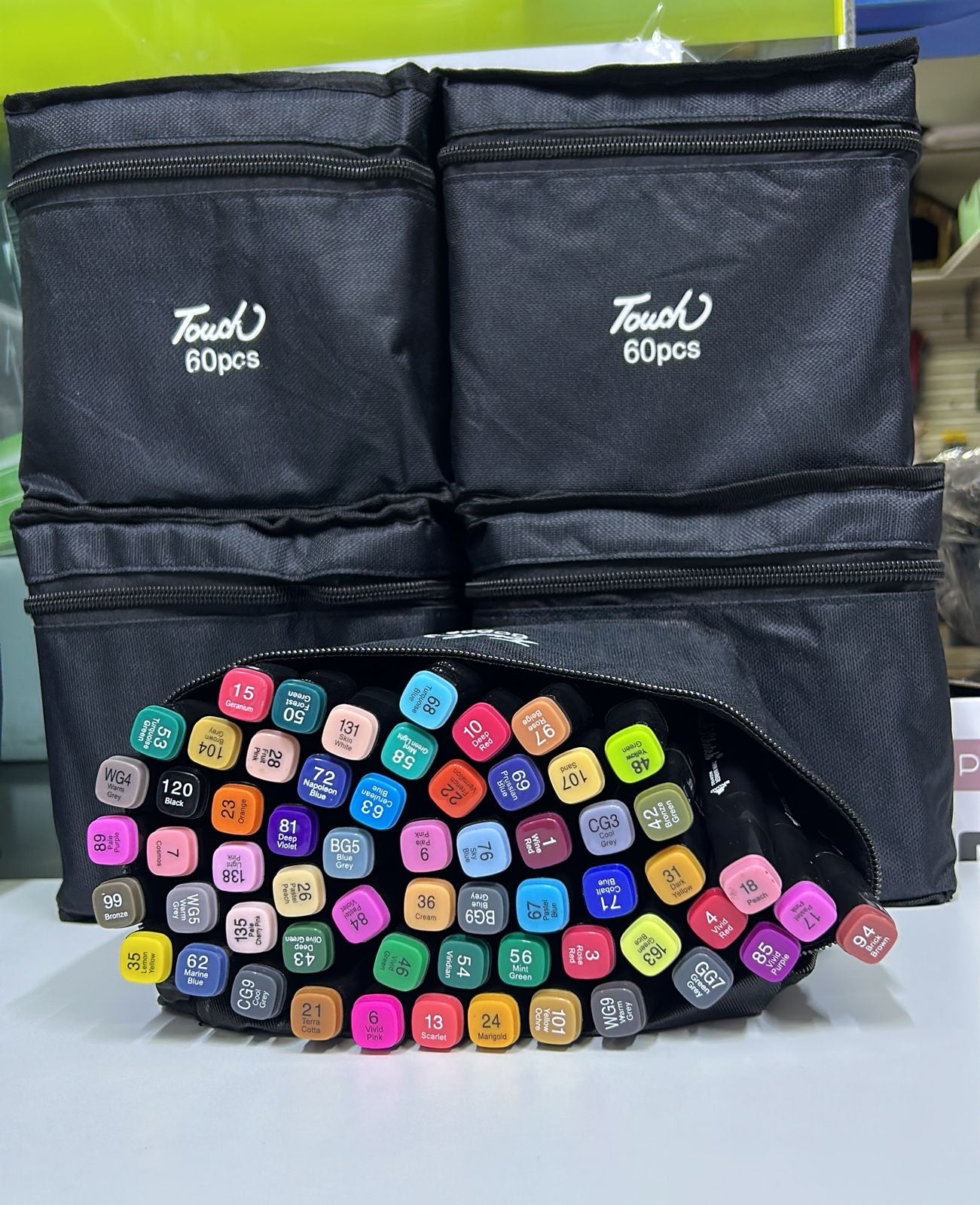 SET PLUMONES LETTERING ARTÍSTICO DE DOBLE PUNTA PACK DE 60 UNIDADES