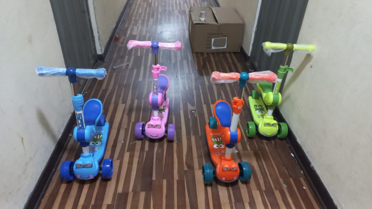 SCOOTER MUSICALES 2 EN 1 CON LUZ