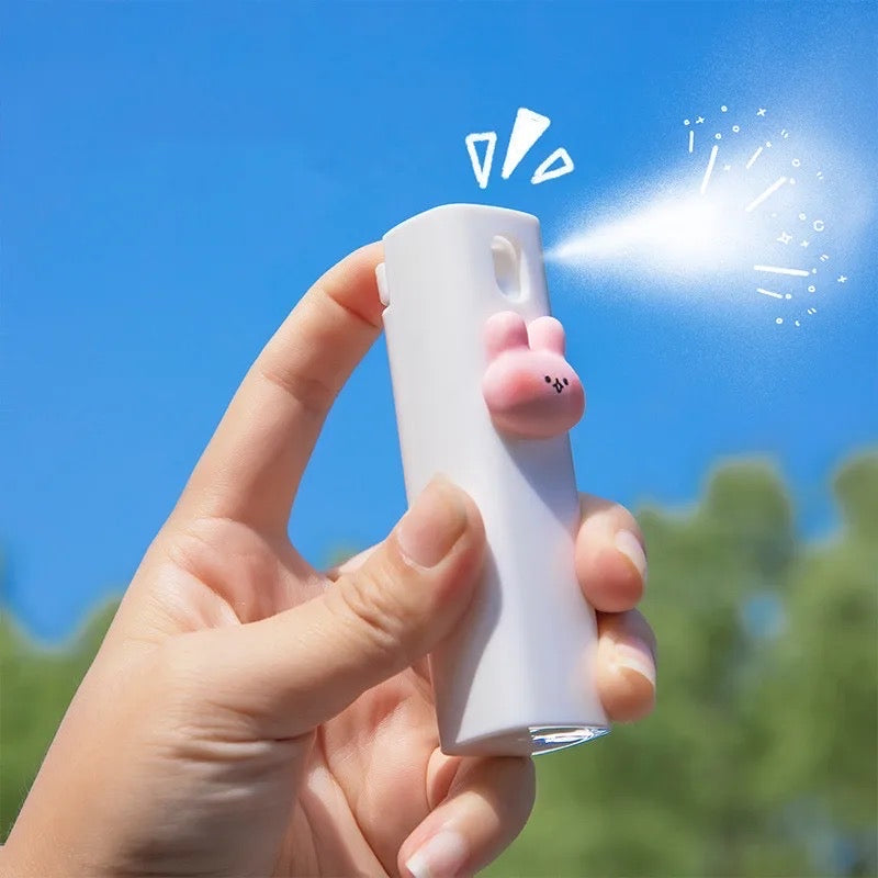 Spray o pulverizador portátil. Kawaii