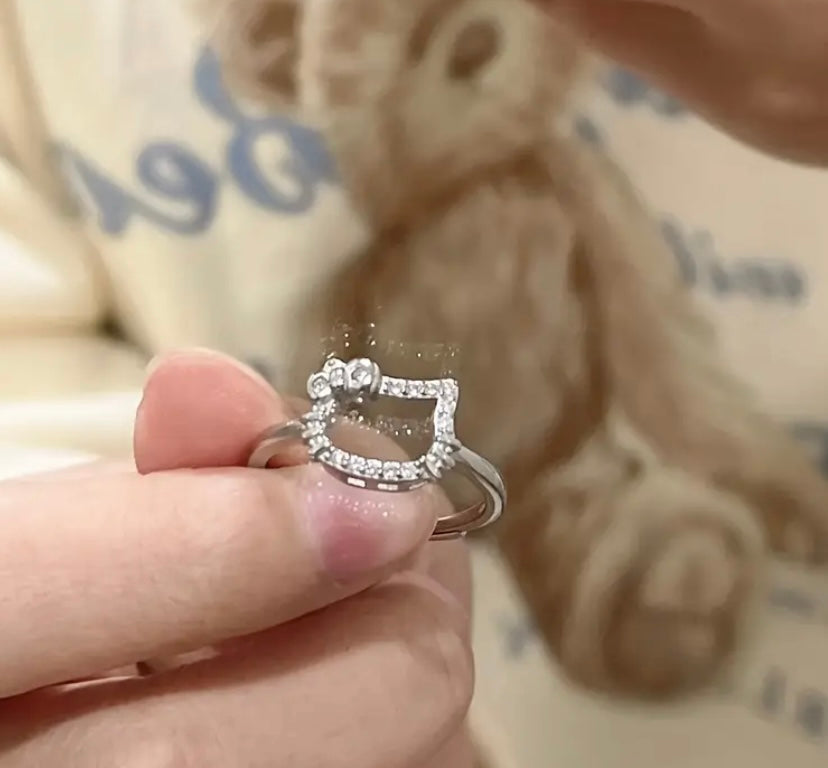 Anillo con hello Kitty