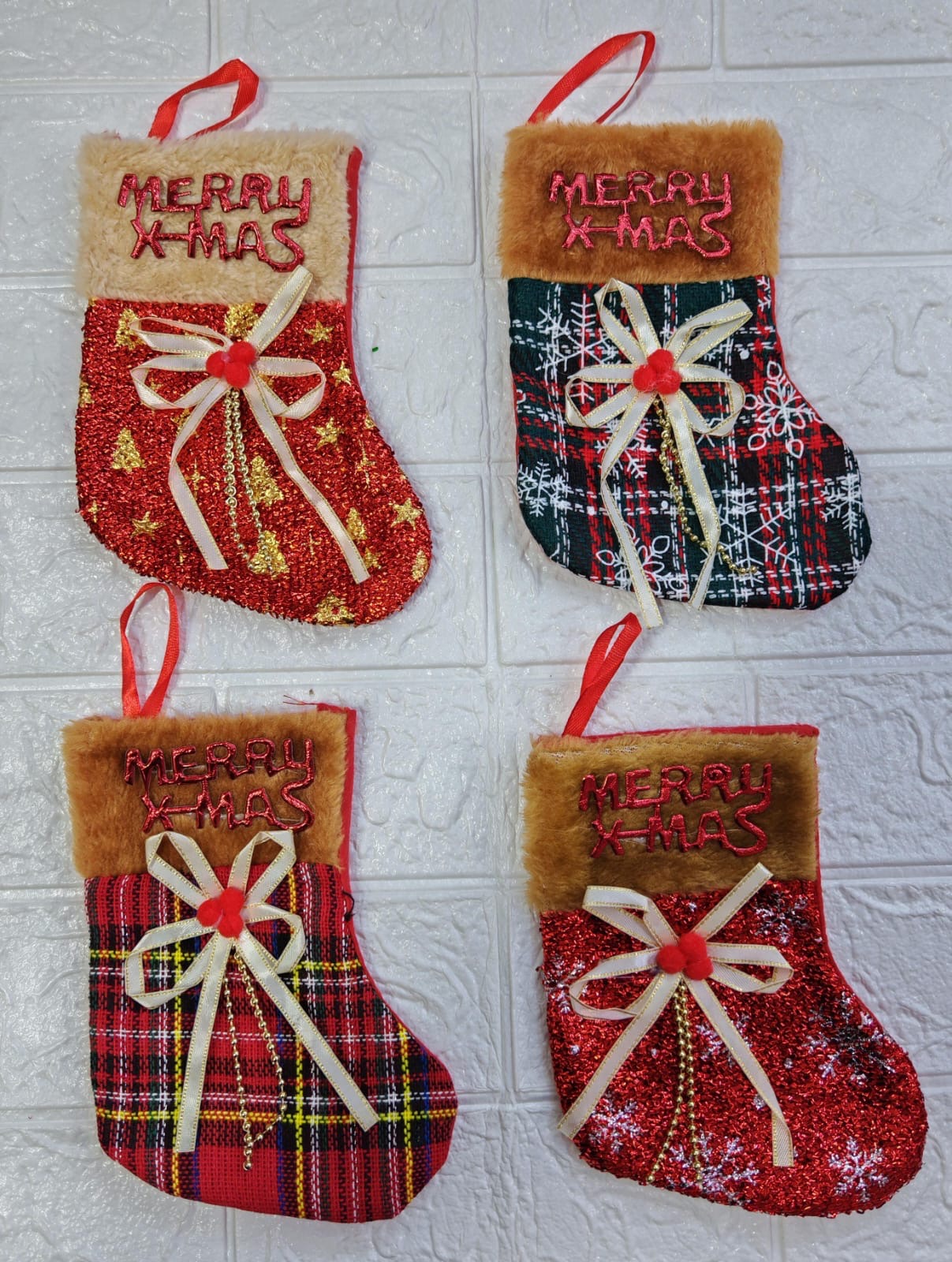 *CALCETIN NAVIDEÑO COLGANTE* 🎅🏻🎄 ( 12 pc )