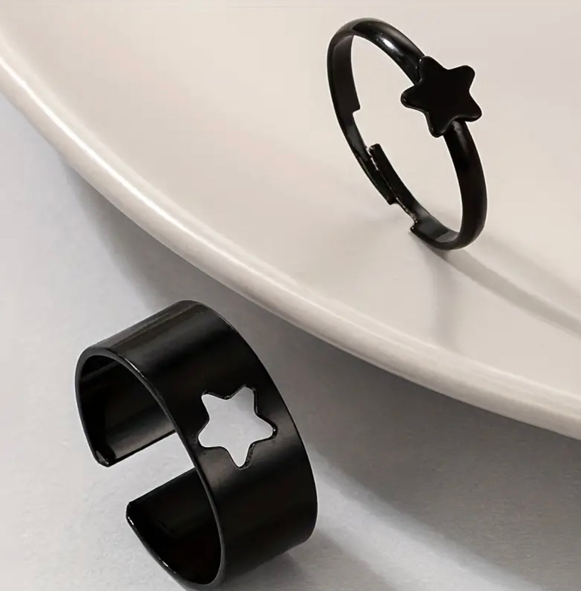 Anillo de negro estrella