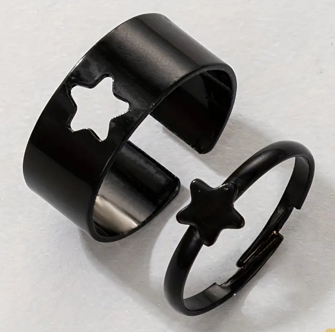 Anillo de negro estrella