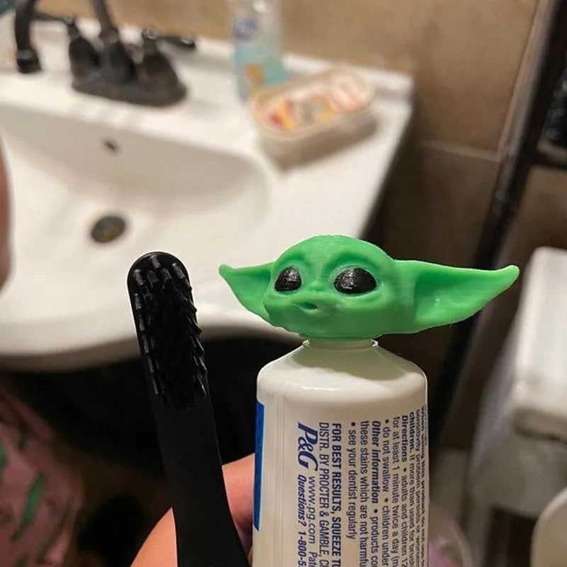 Baby Yoda dispensador de pasta dental
