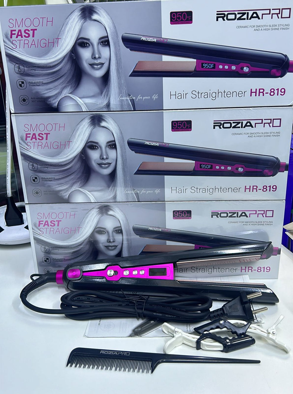 PLANCHAS ROZIA HR 819