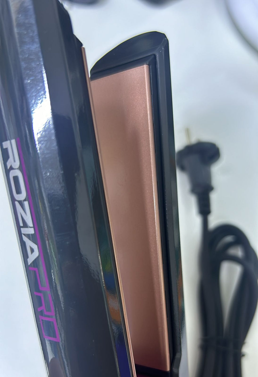 PLANCHAS ROZIA HR 819