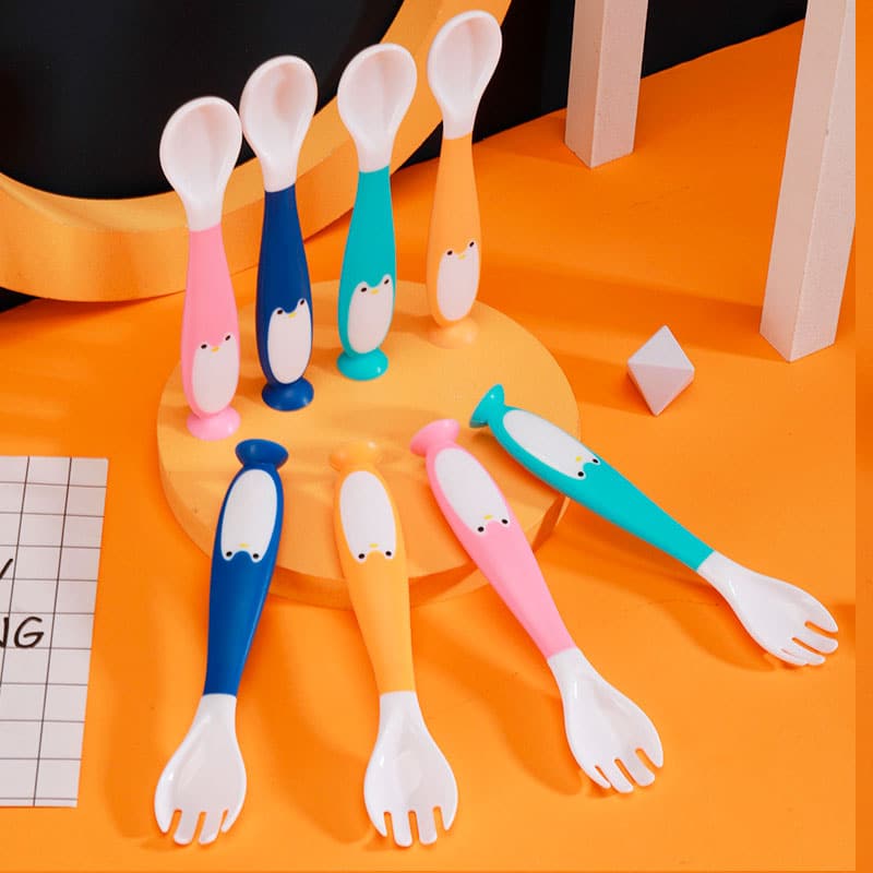 Cubierto Ergonómico De Silicona Pinguino (Colores Surtidos)