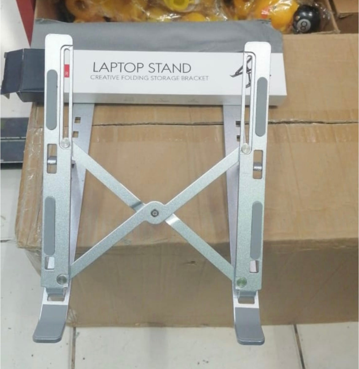SOPORTE DE LAPTOP DE ALUMINIO (mod 2)