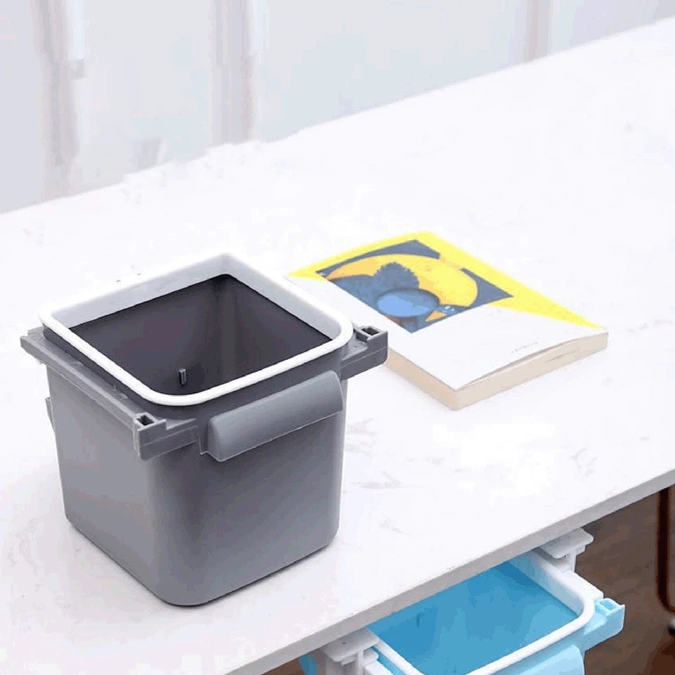 Cubo de basura rectratil