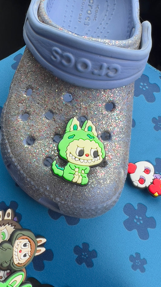 Pin- Dije labubu verde