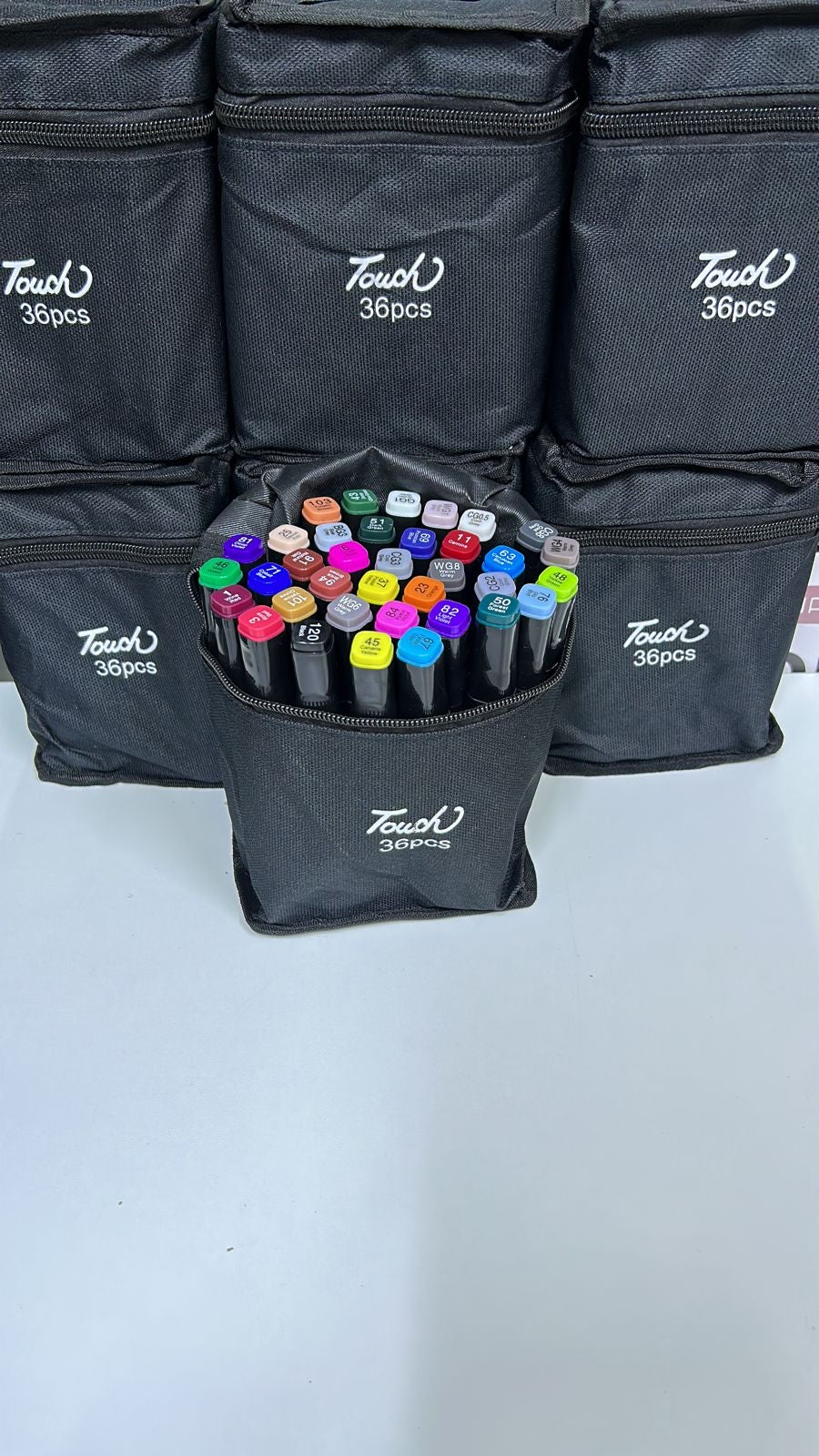 SET PLUMONES LETTERING ARTÍSTICO DE DOBLE PUNTA PACK DE 36