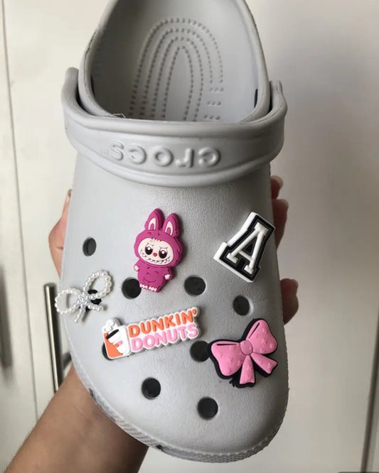 Pin- Dije Labubu