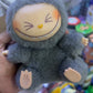 LABUBU MONSTER HAVE A SEAT POPMART DUPE CALIDAD A1 - MODELO /
