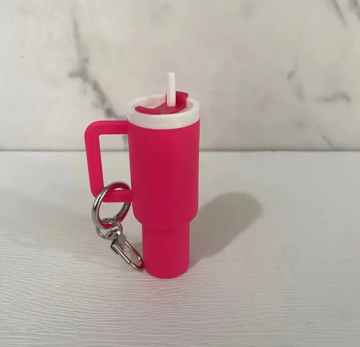 Mini llavero taza Stanley rosa roja