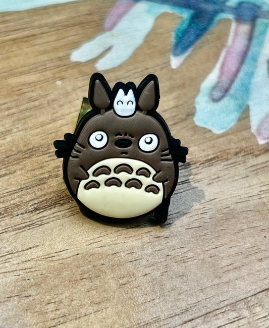 Pin o dije Totoro