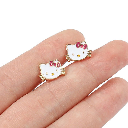 Arete Kitty pegado