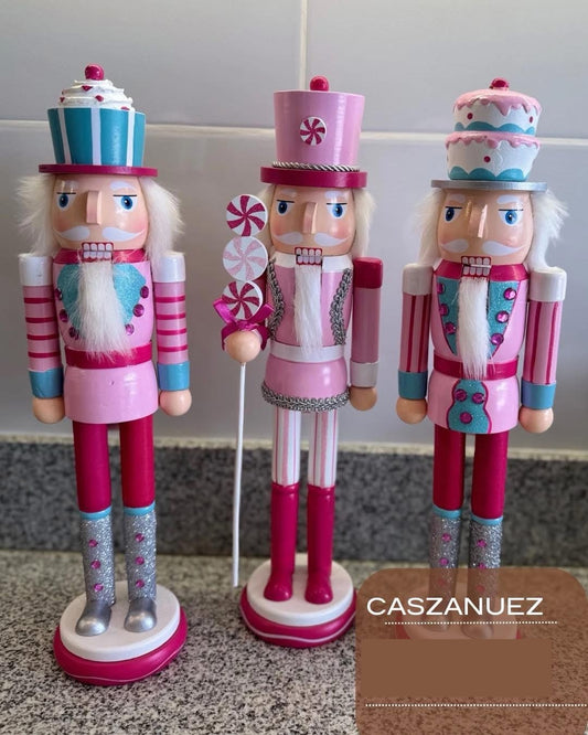 Soldado Cascanuez de madera de 38cm