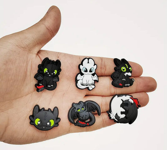 Pin - Dije // mi mascota es un Dragón