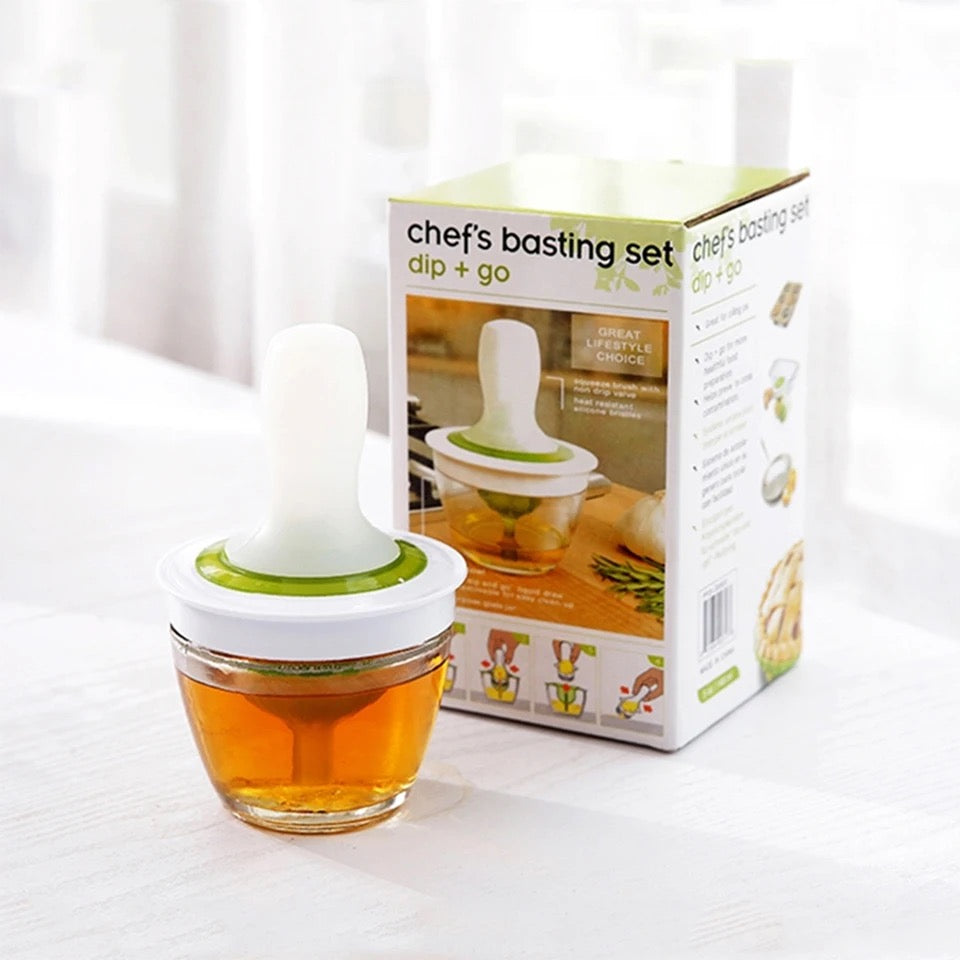 Dispensador de aceite con cepillo