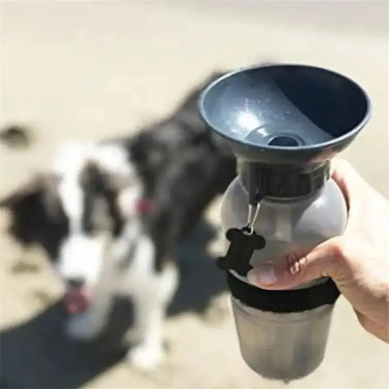 Botella de agua para mascotas
