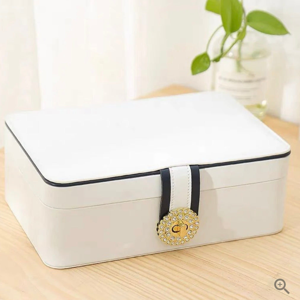 Joyero broche dorado