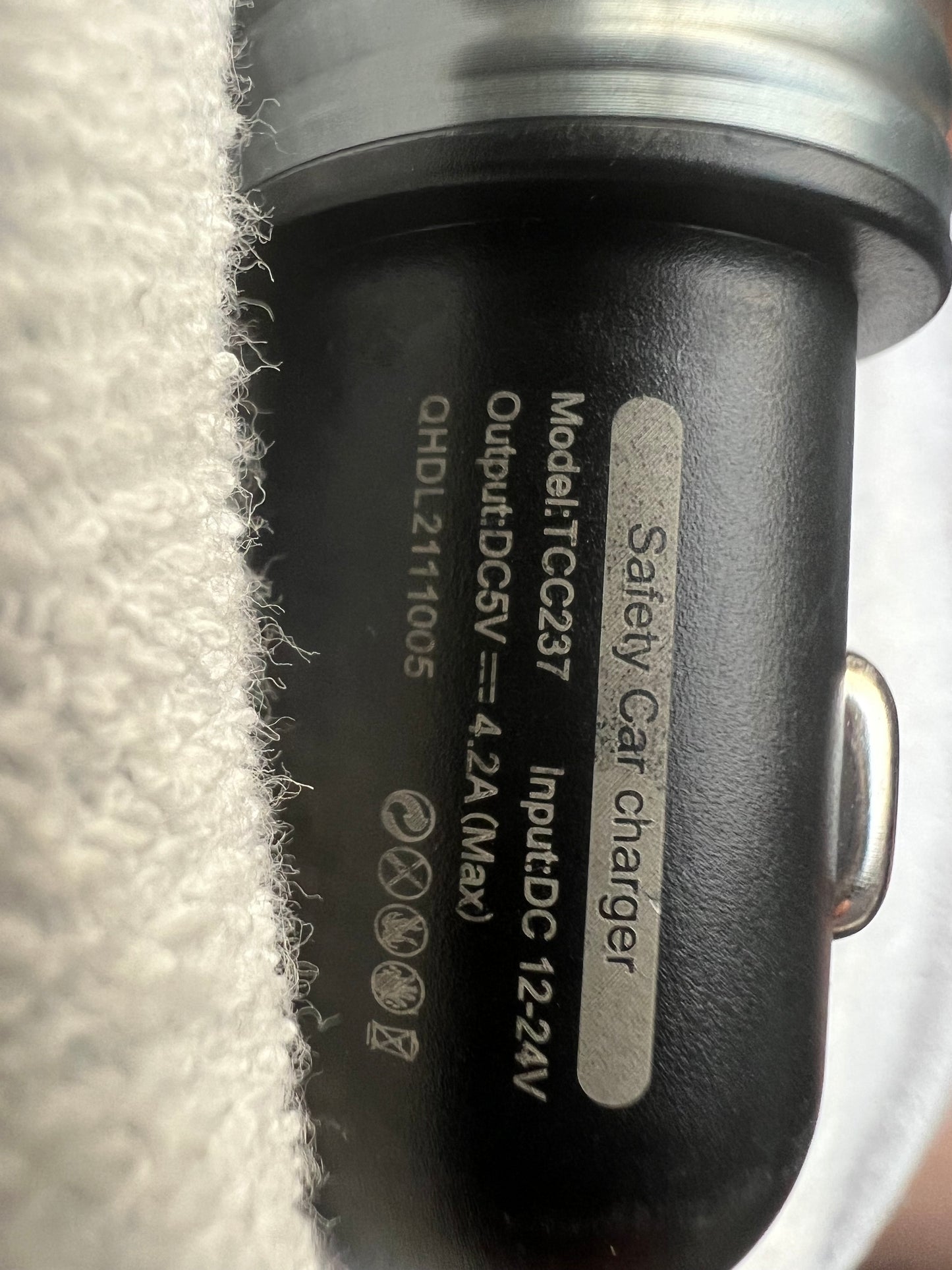 Cargador Romax para auto lo