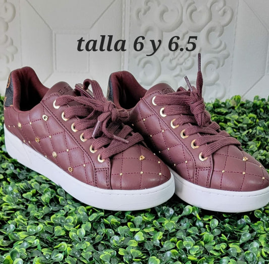 Zapatilla mujer Guess