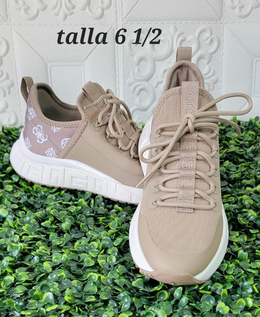 Zapatilla mujer Guess