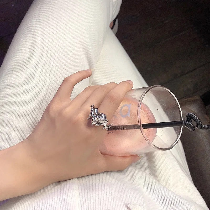 Anillo Corazon  gótico