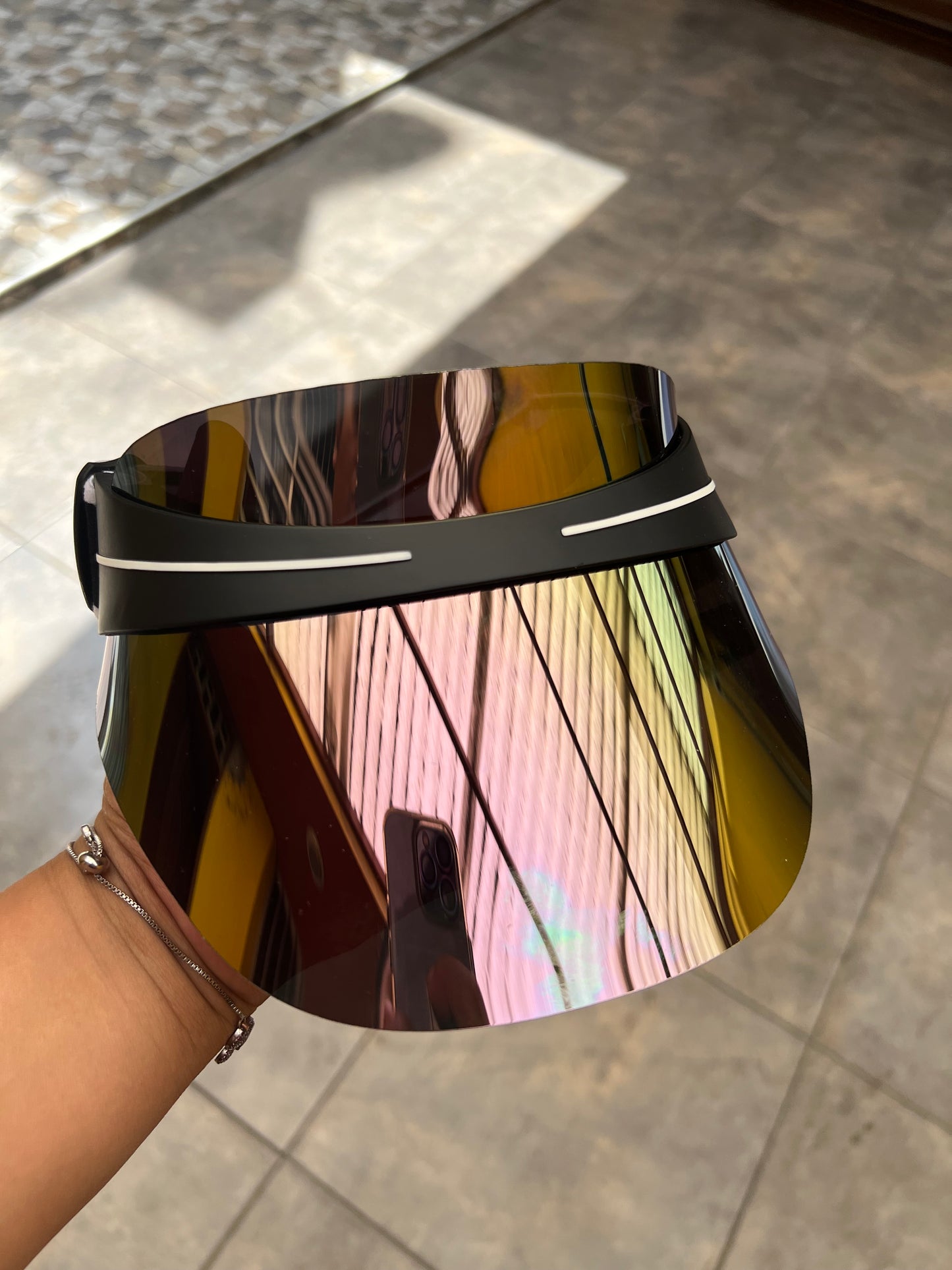 Viseras Mirror